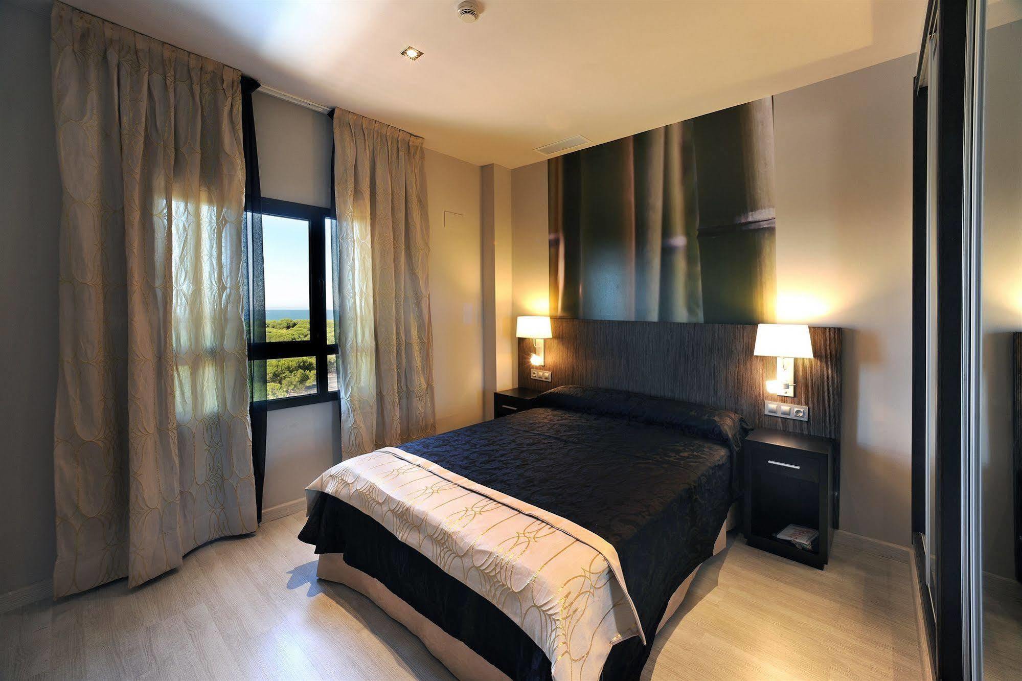 Leo Deluxe Punta Umbria (Adults Only) Lejlighed Eksteriør billede